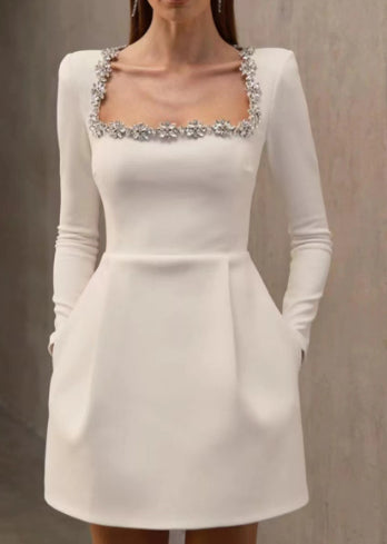 Daisy – Elegantes Samt-Minikleid Damen