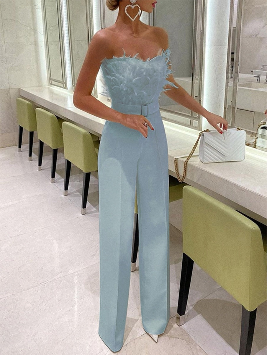 Emilia – Eleganter Feder-Body für Damen