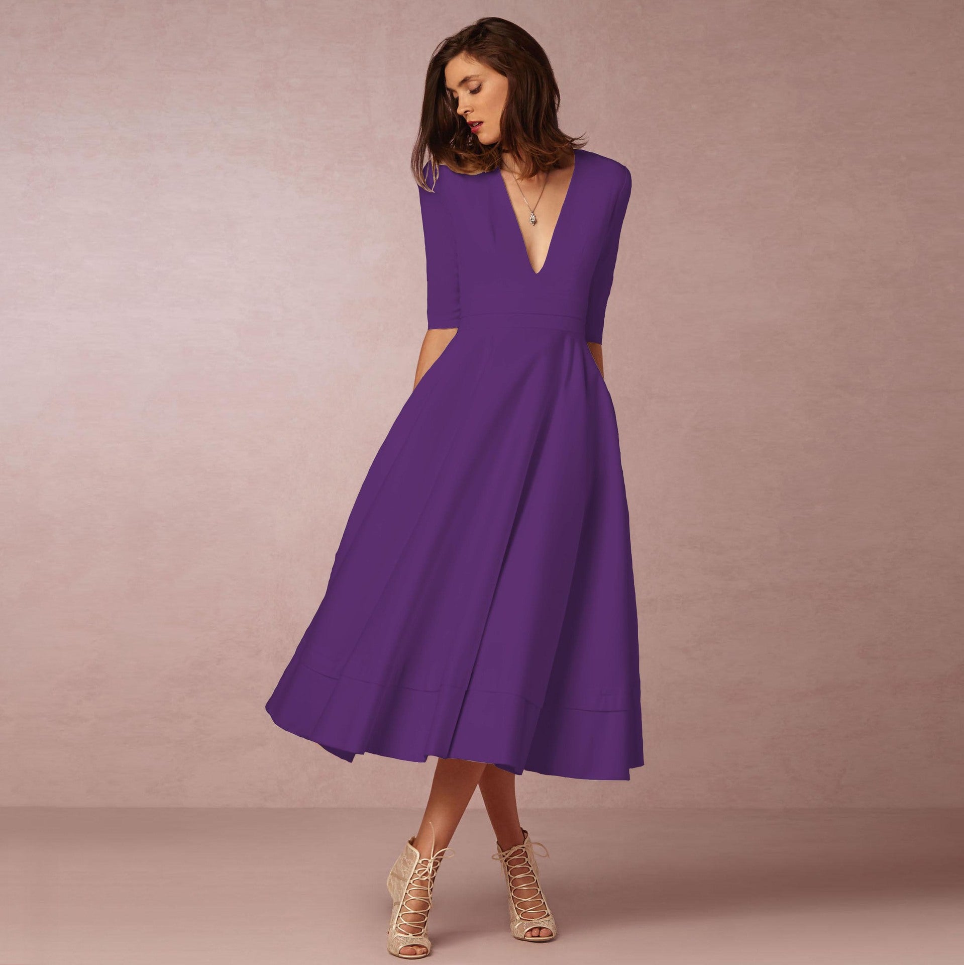 Hannah – Elegantes Midi Kleid Damen mit tiefem V-Ausschnitt
