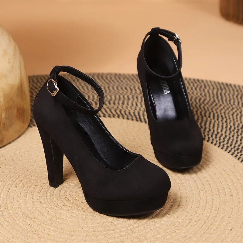 Isabella – Elegante Damen High Heels mit Knöchelriemen