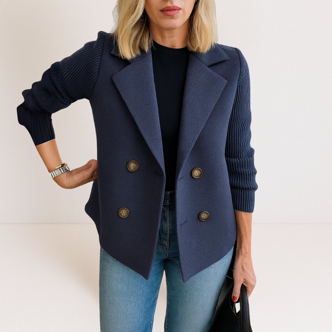 Ewa – Strickblazer mit Knopfleiste