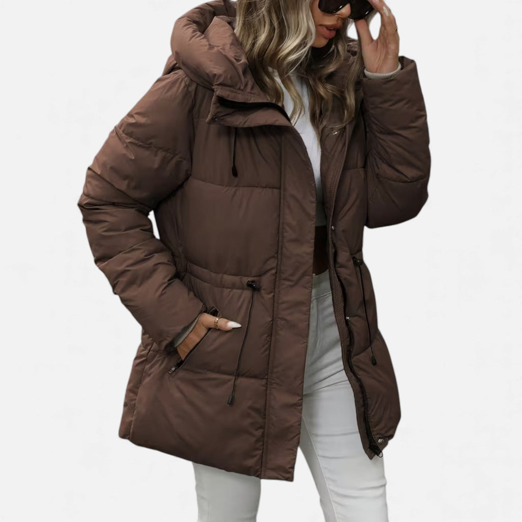 Damen Lange Daunenjacke mit Kapuze und verstellbarem Kordelzug von J&B - 9 - Annoboutique