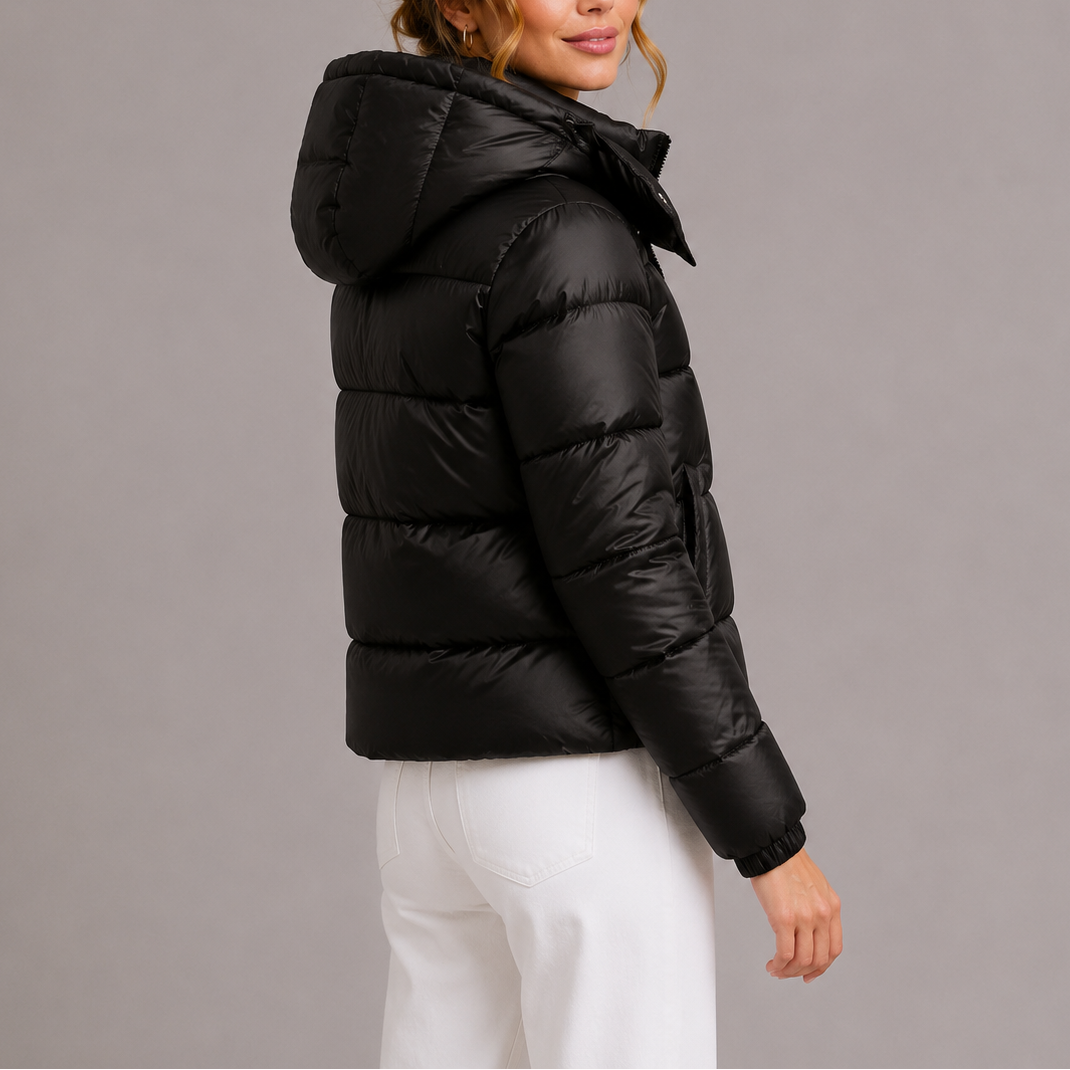 Stylische Damen Daunenjacke mit Kapuze und Reißverschluss von J&B - 4 - Annoboutique