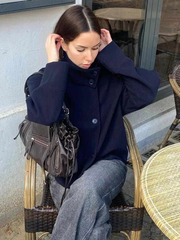 Stylische Damenjacke mit hohem Kragen und lässiger Silhouette - J&B - 16 - Annoboutique