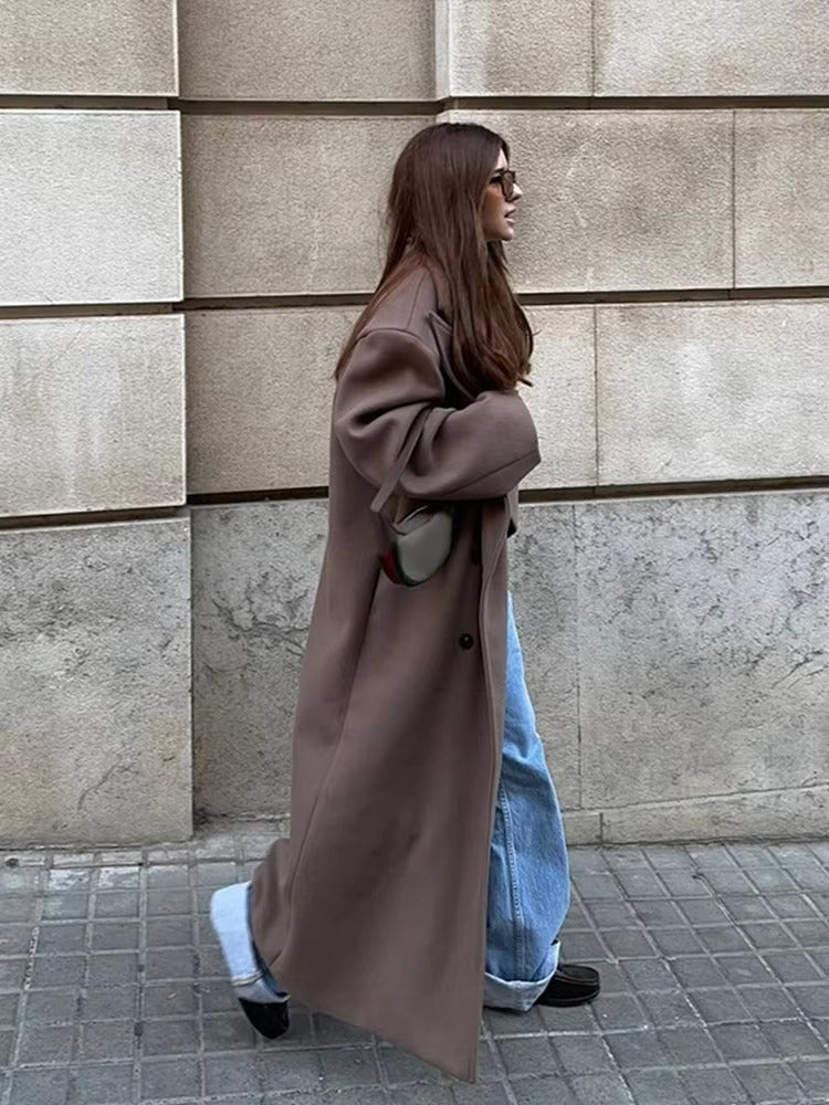Elegante lange Jacke für Damen mit lockerem Schnitt und breitem Revers - J&B - 6 - Annoboutique