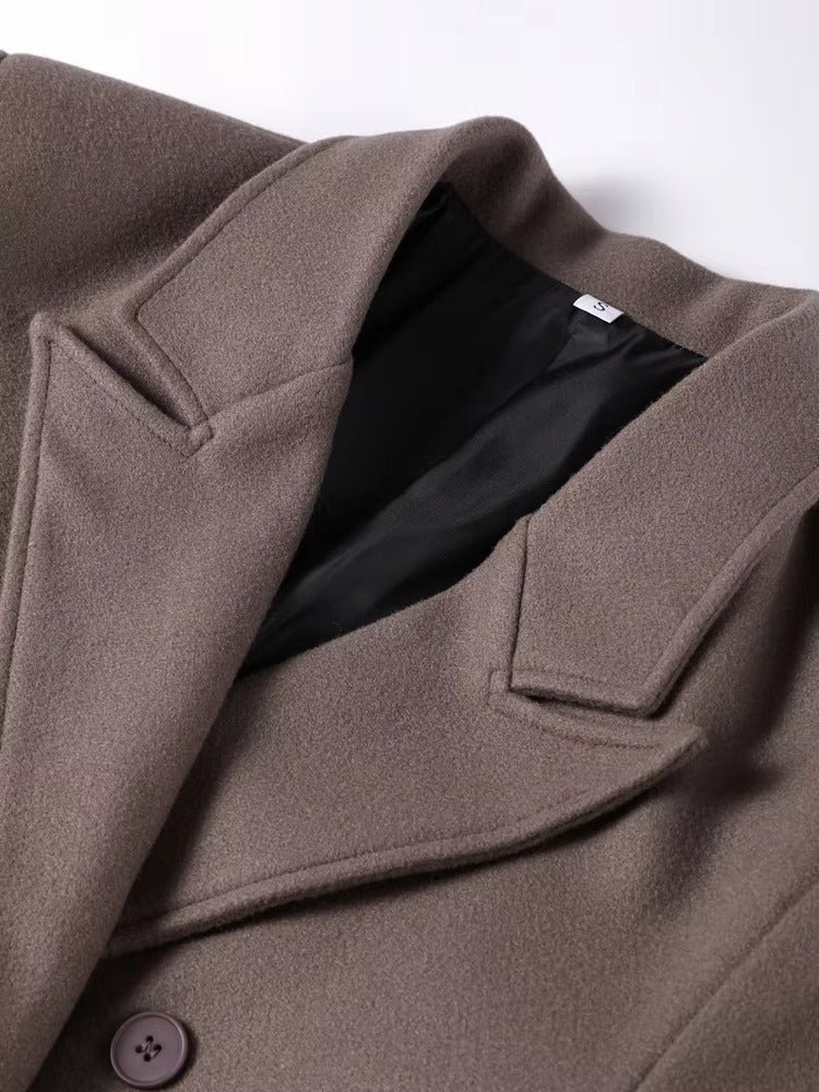 Elegante lange Jacke für Damen mit lockerem Schnitt und breitem Revers - J&B - 11 - Annoboutique
