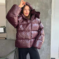 Modische Daunenjacke für Damen mit glänzendem Finish - J&B - 1 - Annoboutique