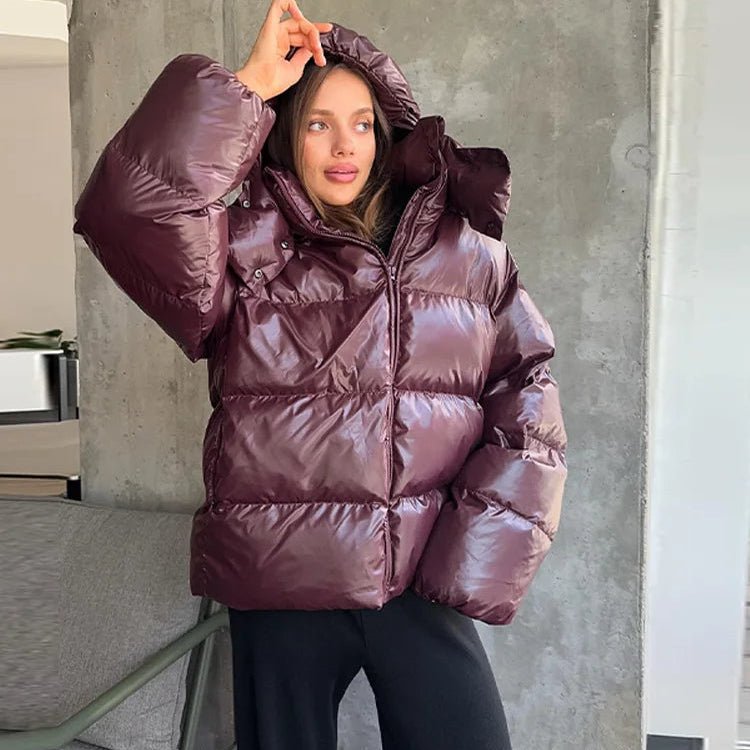 Modische Daunenjacke für Damen mit glänzendem Finish - J&B - 1 - Annoboutique