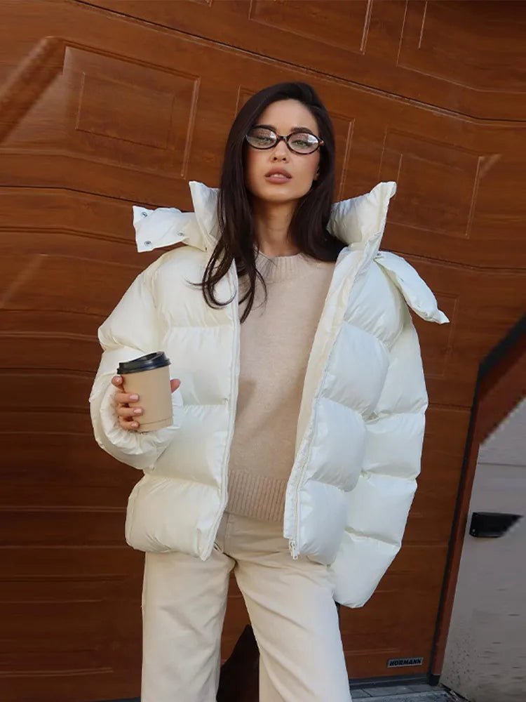 Modische Daunenjacke für Damen mit glänzendem Finish - J&B - 16 - Annoboutique