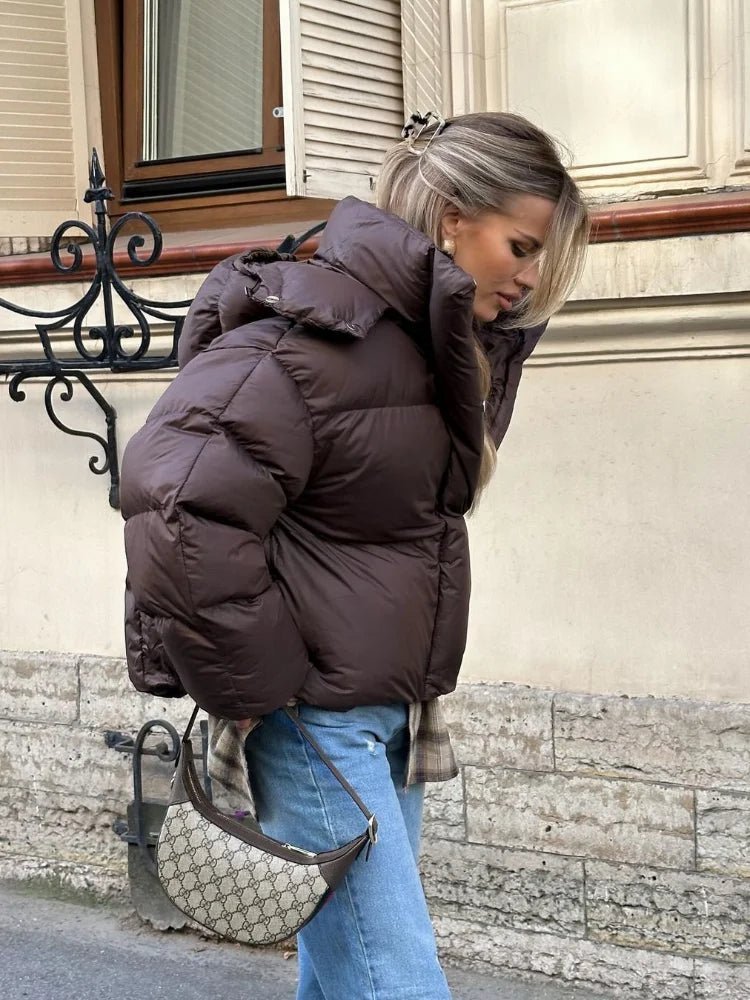 Stylische verkürzte Damen Pufferjacke mit Reißverschluss - J&B - 2 - Annoboutique
