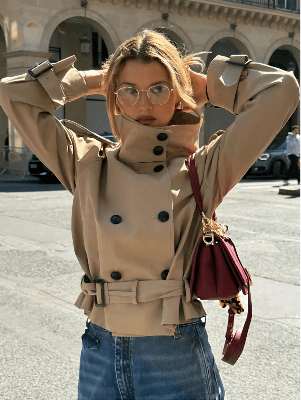 Stylische Kurzjacke für Damen mit doppelter Knopfreihe und Taillengürtel - J&B - 1 - Annoboutique