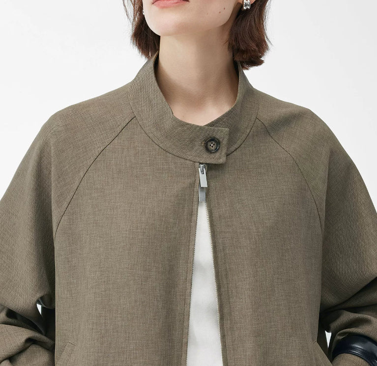 Stylische Damen Bomberjacke mit praktischem Reißverschluss - J&B - 2 - Annoboutique