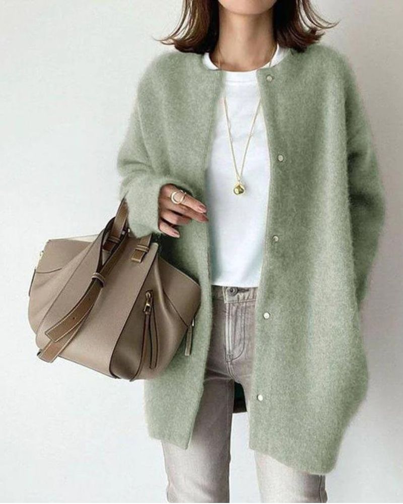 Elegante Damen-Strickjacke mit Knopfdetail und geschmeidiger Passform - J&B - 2 - Annoboutique