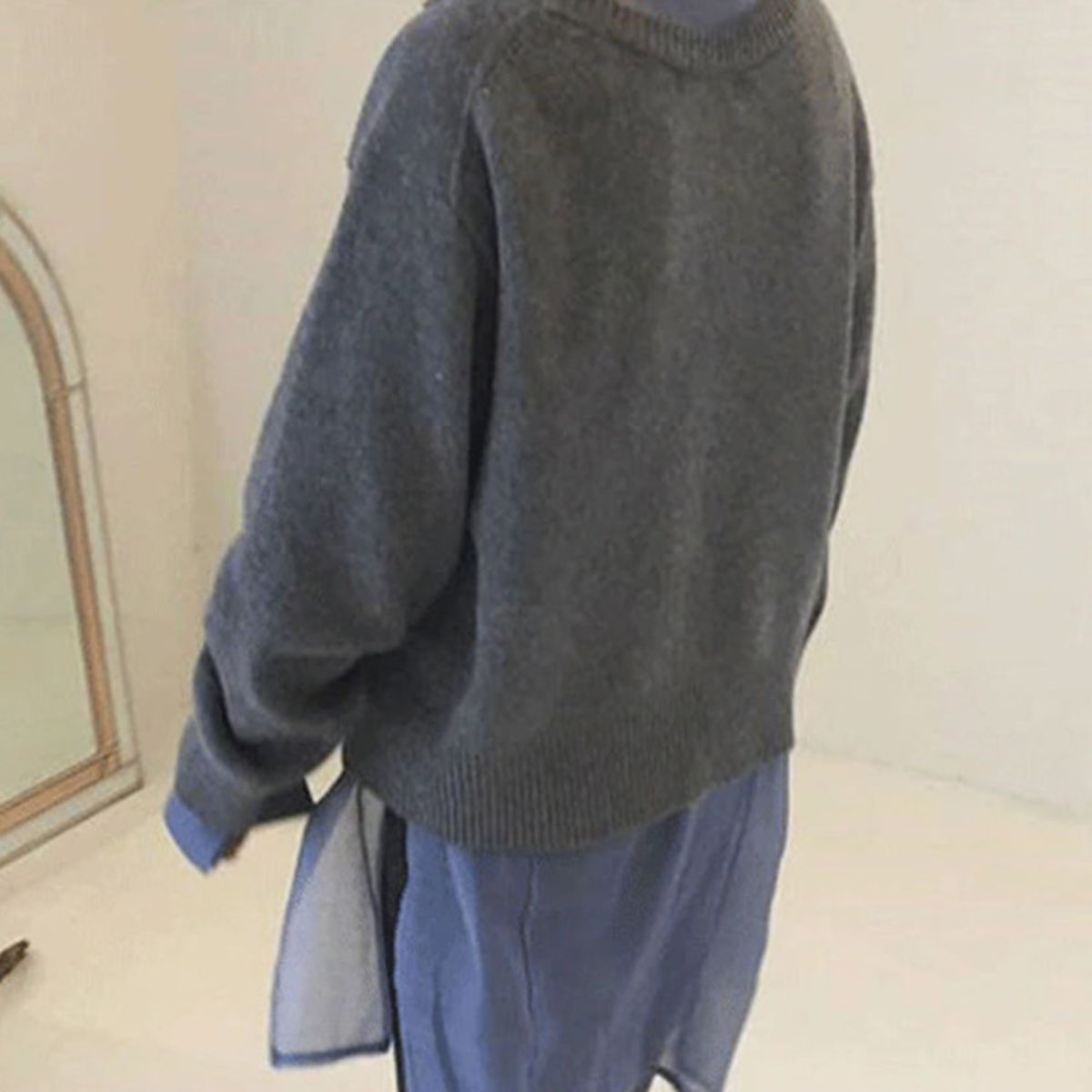 Modischer Damenpullover aus kuscheligem Strick mit Knopfdetails und lockerer Passform - J&B - 7 - Annoboutique