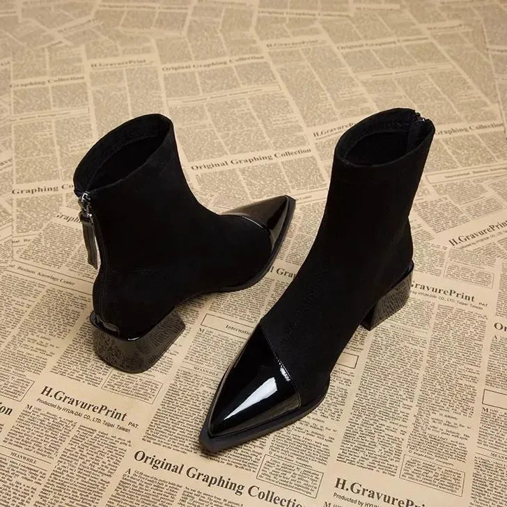 Elegante Damen-Stiefeletten mit Blockabsatz und schimmernder Schuhspitze - J&B - 8 - Annoboutique