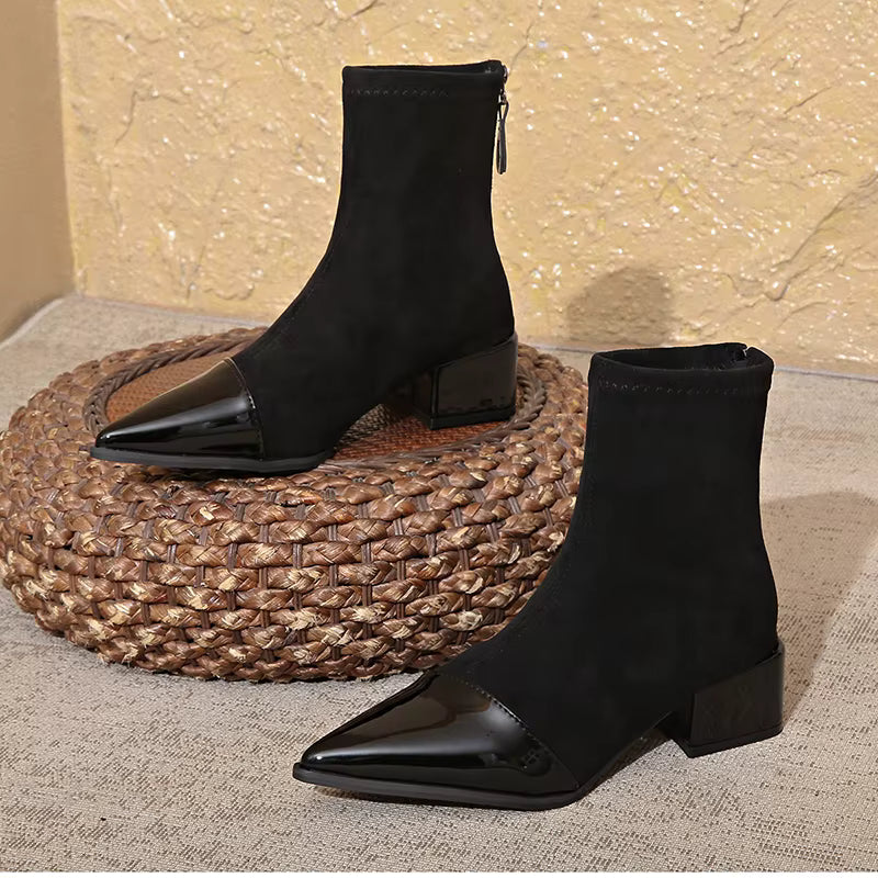 Elegante Damen-Stiefeletten mit Blockabsatz und schimmernder Schuhspitze - J&B - 9 - Annoboutique