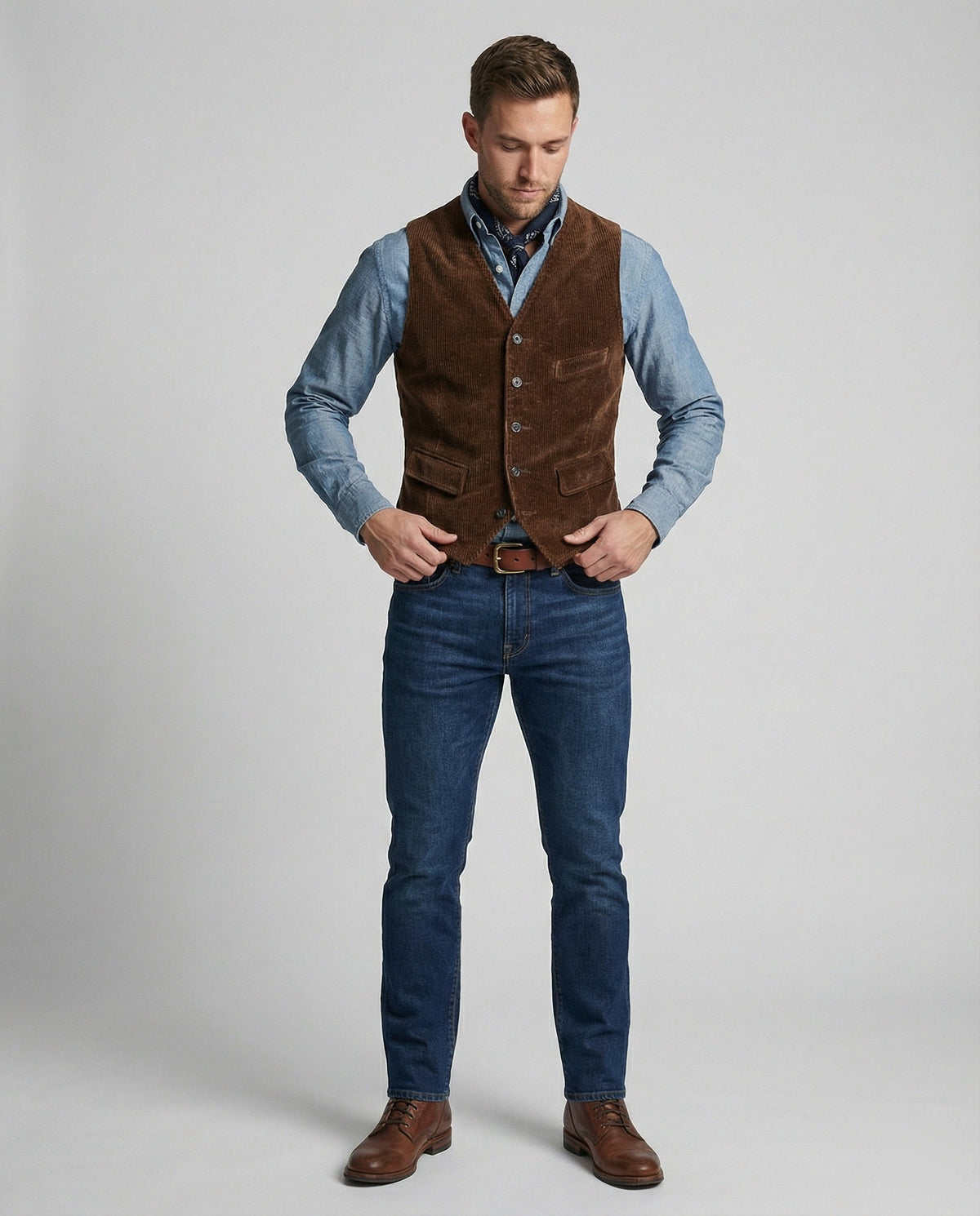 Elegante Cordweste für Herren mit praktischen Taschen - J&B - 3 - Annoboutique