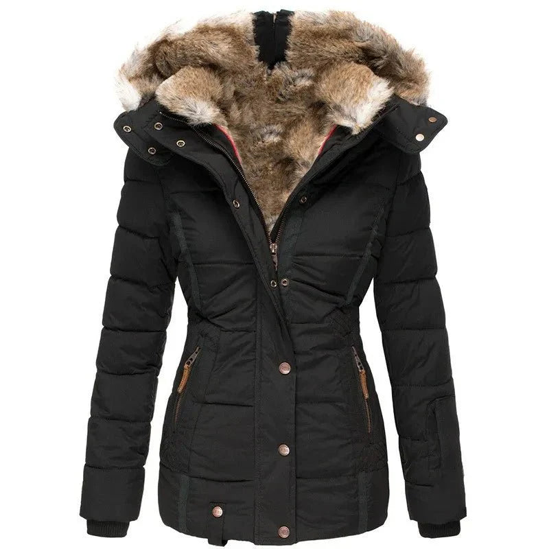 Damen Winterjacke mit figurbetontem Schnitt und kuscheliger Kunstfellkapuze - J&B - 1 - Annoboutique