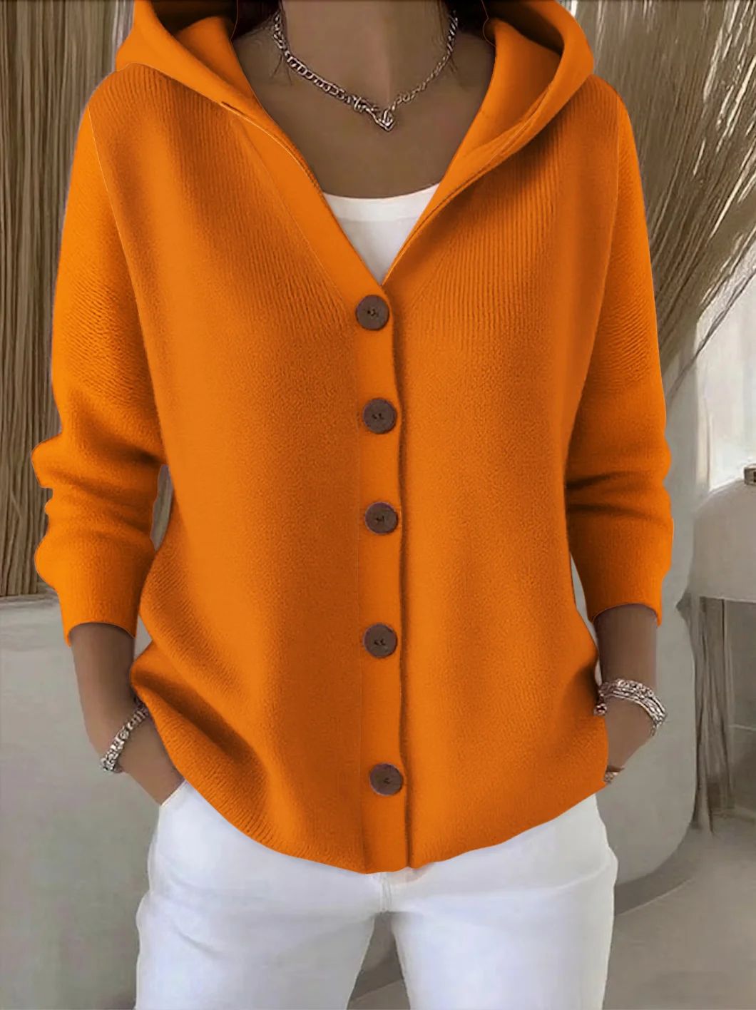 Hochwertige Damen-Strickjacke mit Kapuze und modischem A-Linien-Schnitt - J&B - 6 - Annoboutique