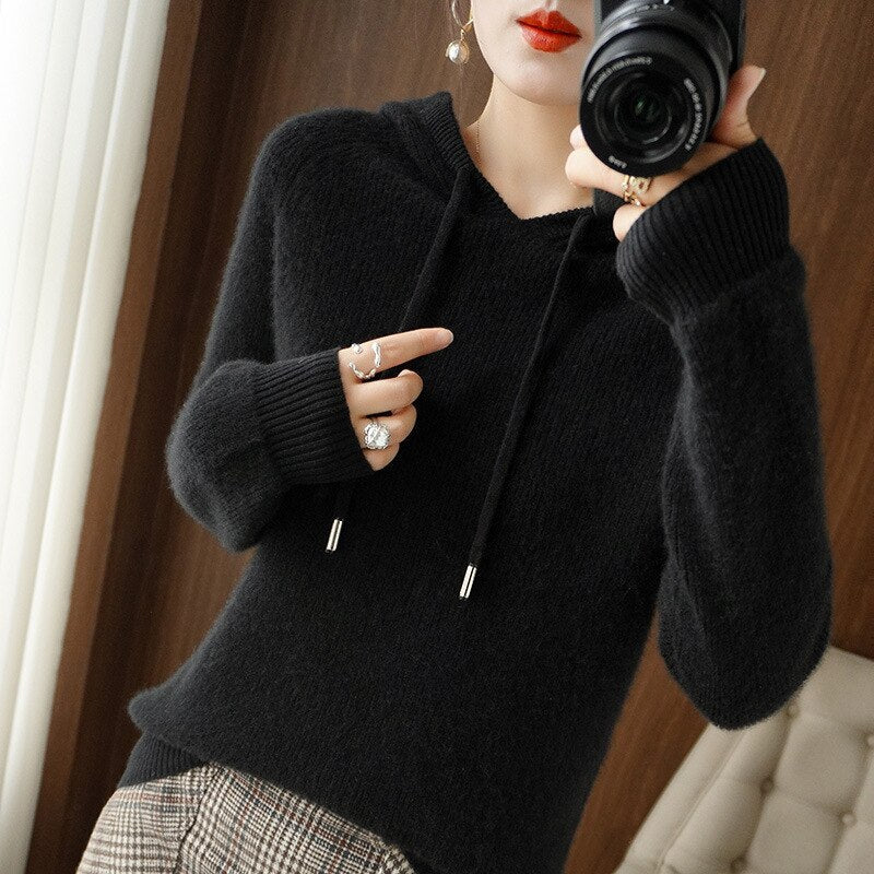 Damen-Hoodie mit lässiger Passform und Kordelzug - J&B - 2 - Annoboutique