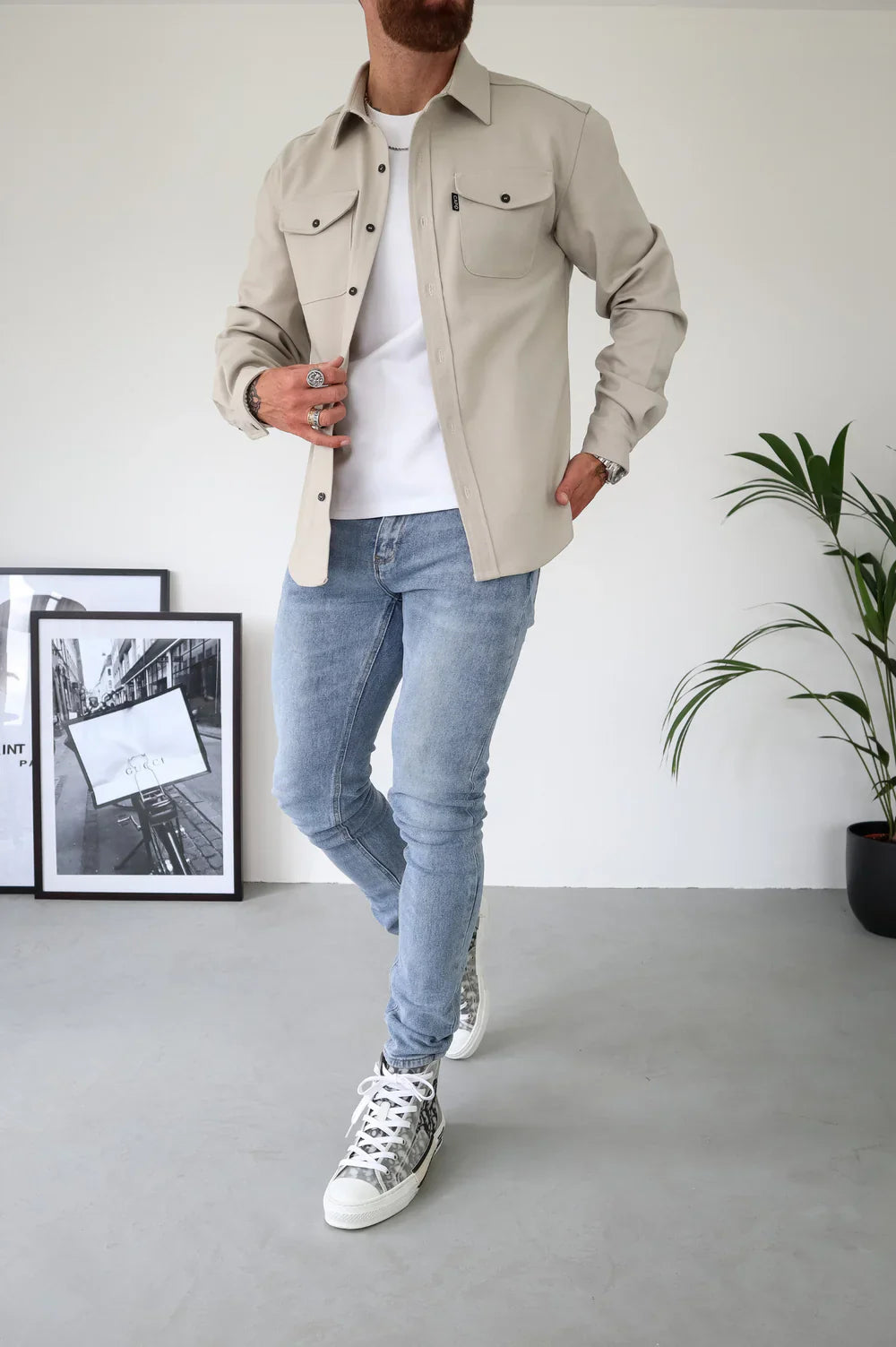 Herrenjacke mit zwei praktischen Brusttaschen und lässigem Schnitt | A&B - 13 - Annoboutique