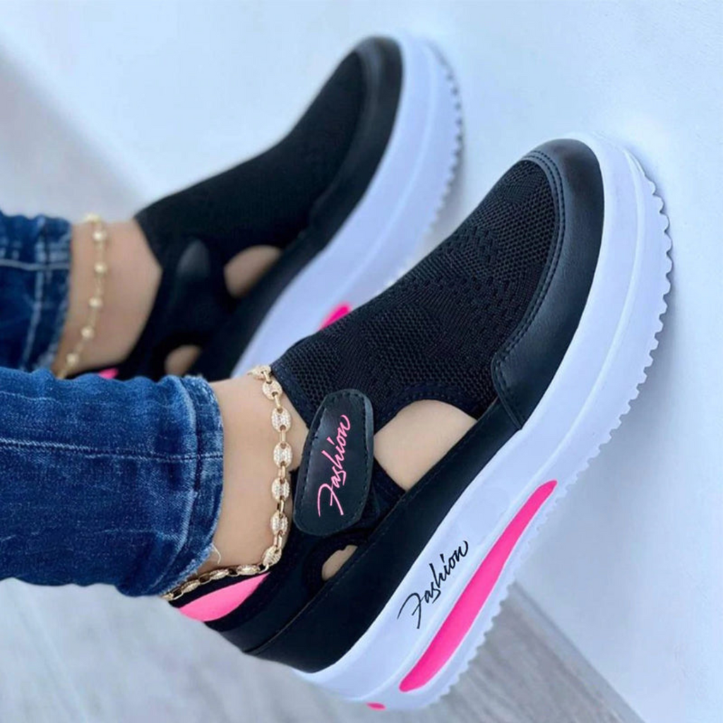 Bequeme Slipper für Damen mit Diabetes - Verstellbarer, extra breiter Schnitt - J&B - 1 - Annoboutique