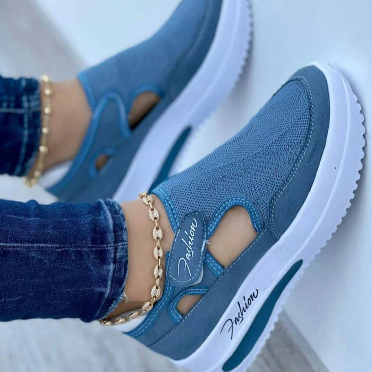 Bequeme Slipper für Damen mit Diabetes - Verstellbarer, extra breiter Schnitt - J&B - 2 - Annoboutique