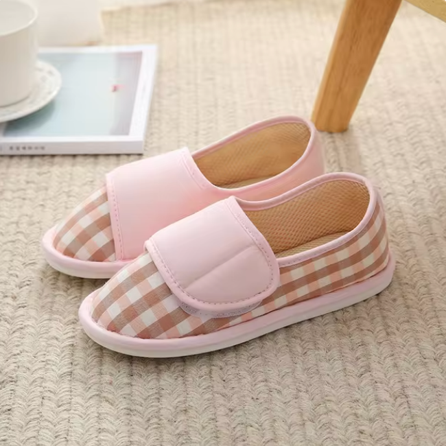 Verstellbare Hausschuhe für Damen mit Diabetes - Gemütliches Karomuster - J&B - 6 - Annoboutique
