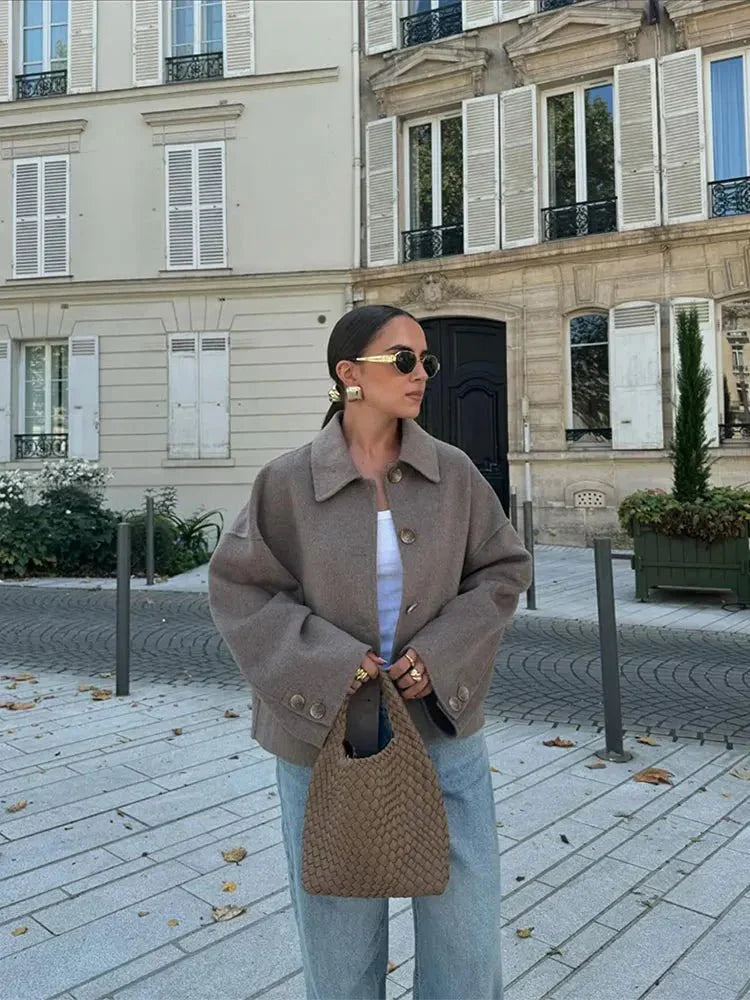 Damenjacke mit lässigem Schnitt und Knopfdetails | A&B - 4 - Annoboutique
