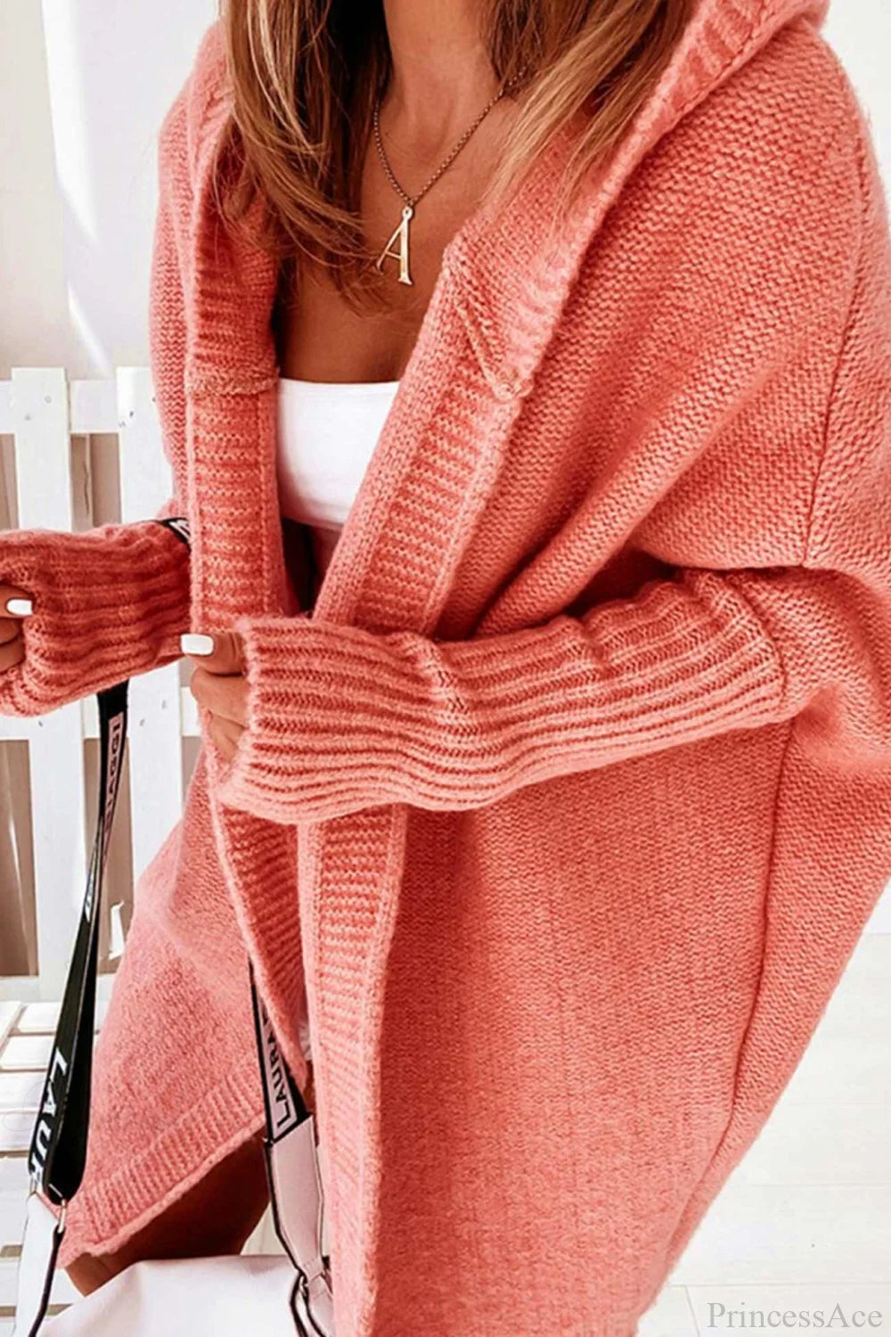 Damen Cardigan mit Kapuze und großzügigem Schnitt | A&B - 2 - Annoboutique