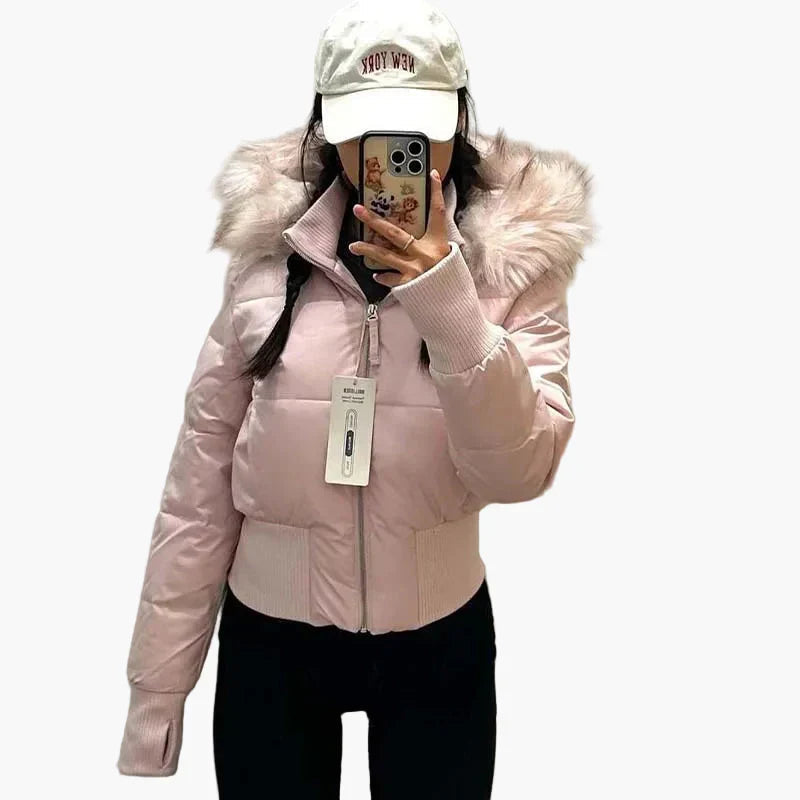 Damen Winterjacke mit Kapuze und cropped Schnitt | A&B - 3 - Annoboutique