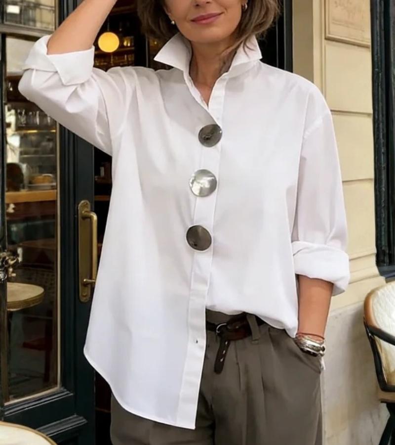 Moderne Damenbluse mit Stehkragen und markanten Knöpfen | A&B - 2 - Annoboutique