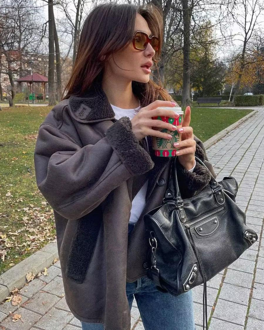 Damen Jacke mit lässigem Schnitt und praktischen Taschen | A&B - 4 - Annoboutique