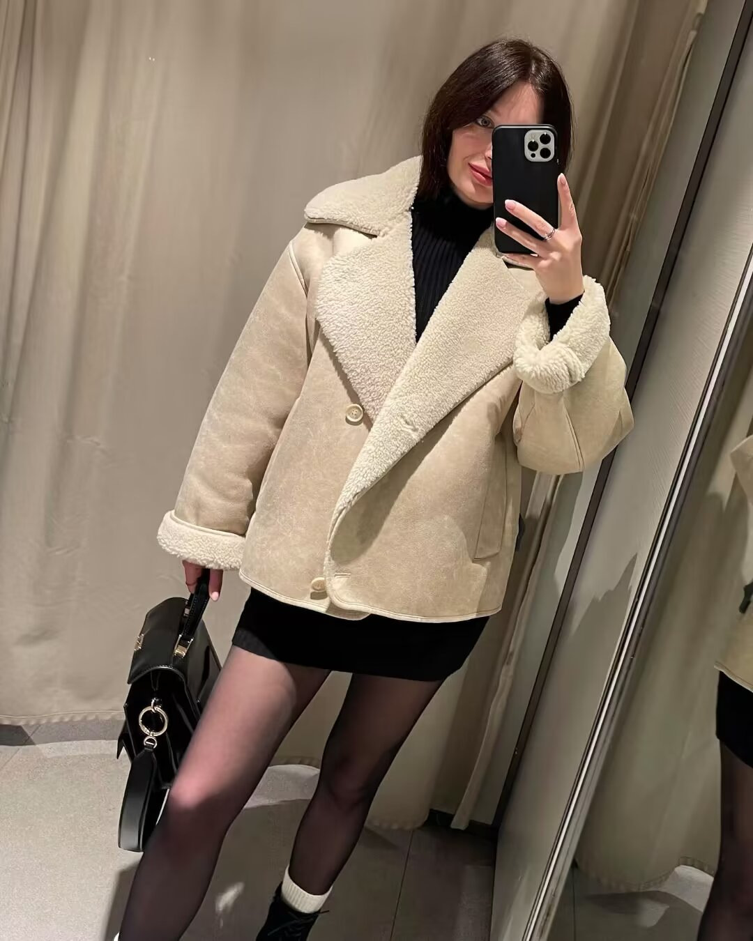 Damen Jacke mit lässigem Schnitt und praktischen Taschen | A&B - 7 - Annoboutique