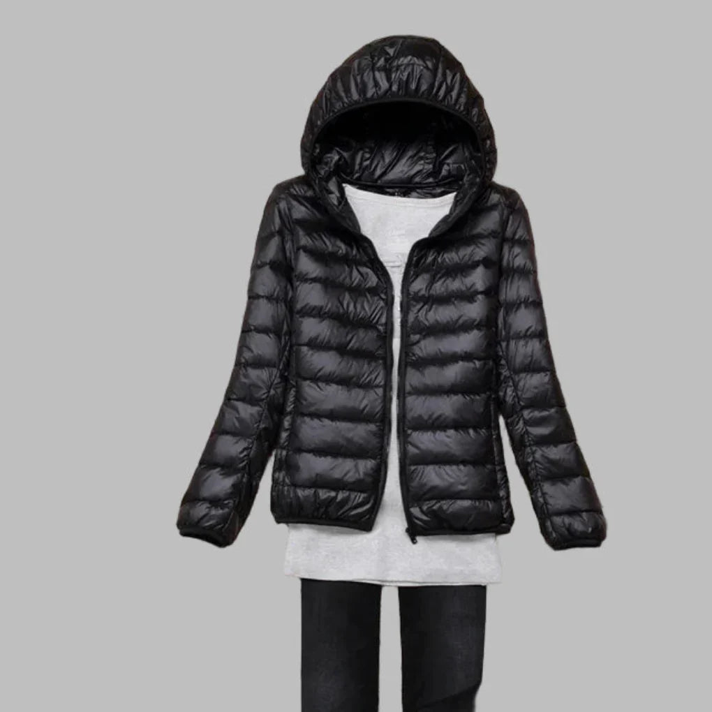 Damenjacke mit Kapuze und modernem Steppdesign | A&B - 1 - Annoboutique