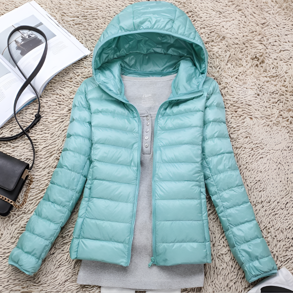 Damenjacke mit Kapuze und modernem Steppdesign | A&B - 3 - Annoboutique
