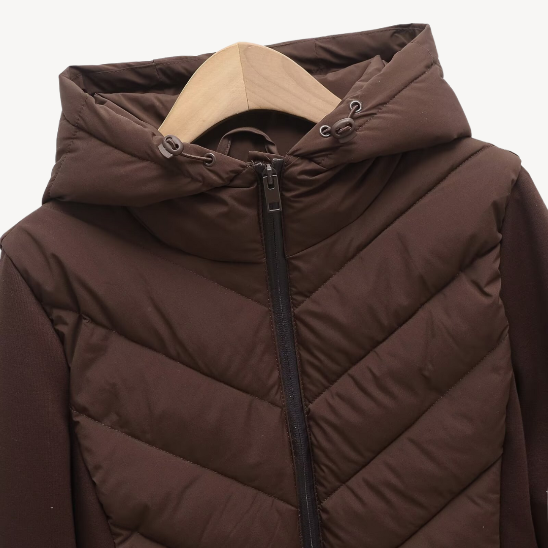 Kapuzenjacke Damen mit Chevron-Schnitt und praktischer Kapuze | A&B - 6 - Annoboutique