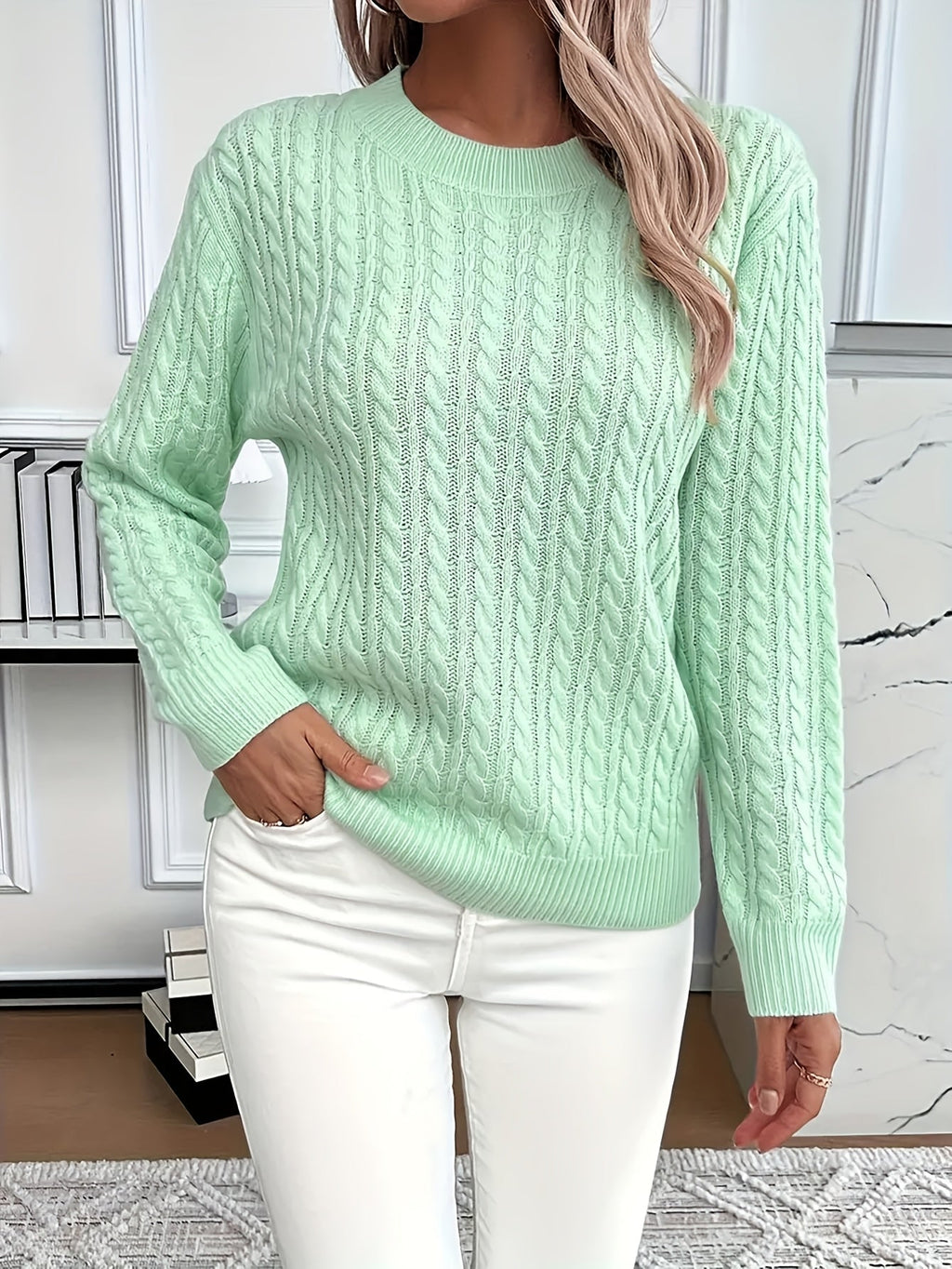 Pullover Damen mit Rundhalsausschnitt und Kabelstrickdesign | A&B - 2 - Annoboutique