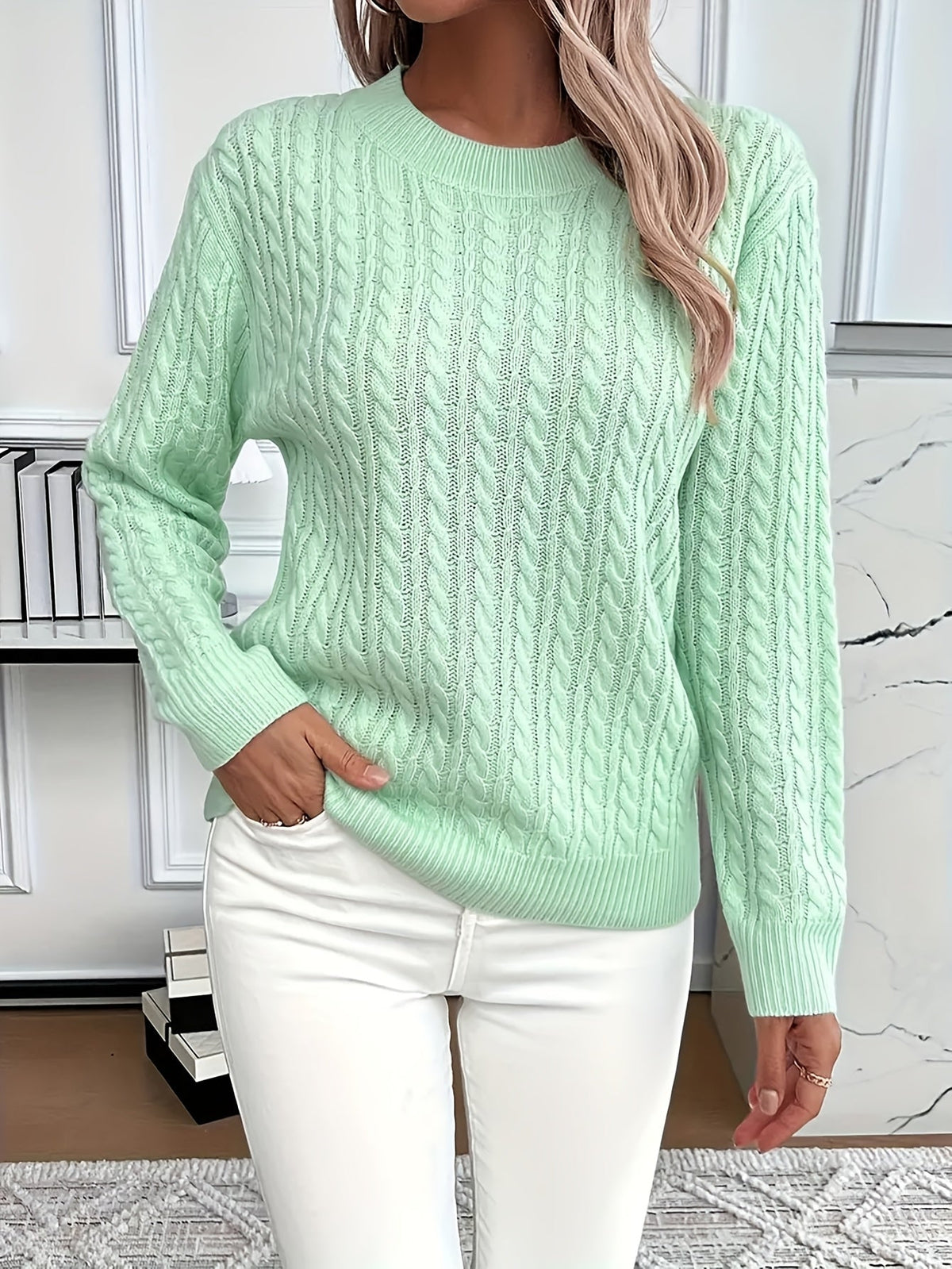 Pullover Damen mit Rundhalsausschnitt und Kabelstrickdesign | A&B - 2 - Annoboutique