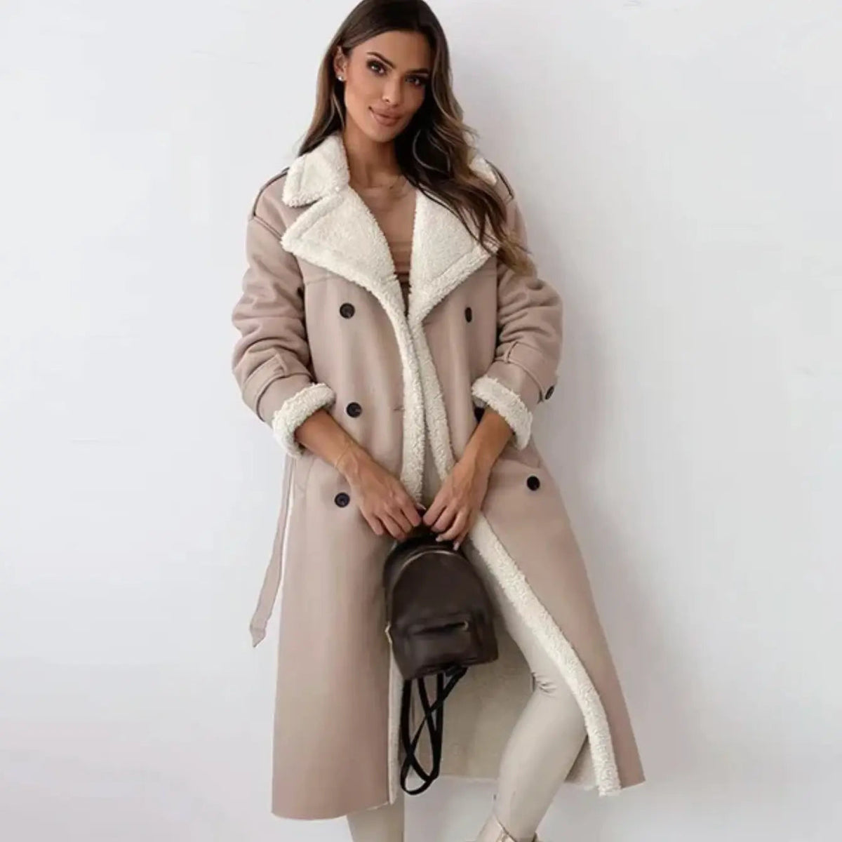 Damenmantel mit klassischem Schnitt und doppelter Knopfleiste | A&B - 5 - Annoboutique