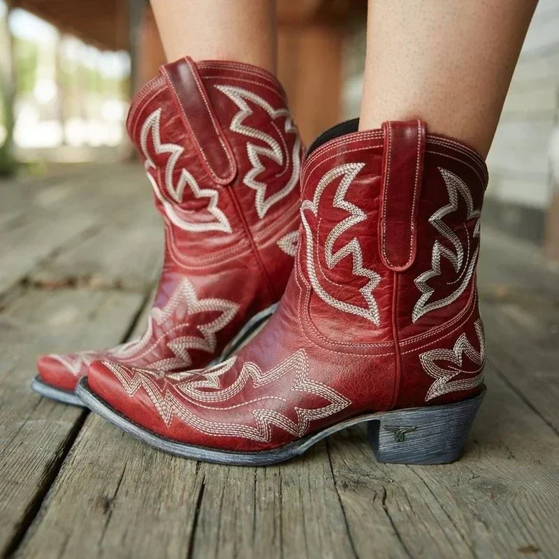 Damen Stiefeletten im Western-Stil mit geschwungenem Design | A&B - 1 - Annoboutique