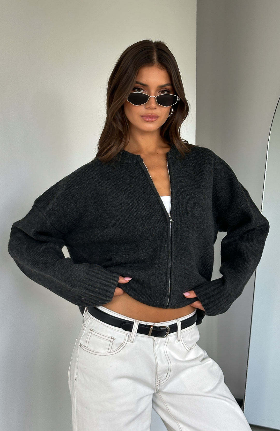 Damen Cardigan mit lässigem Schnitt und praktischem Reißverschluss | A&B - 3 - Annoboutique