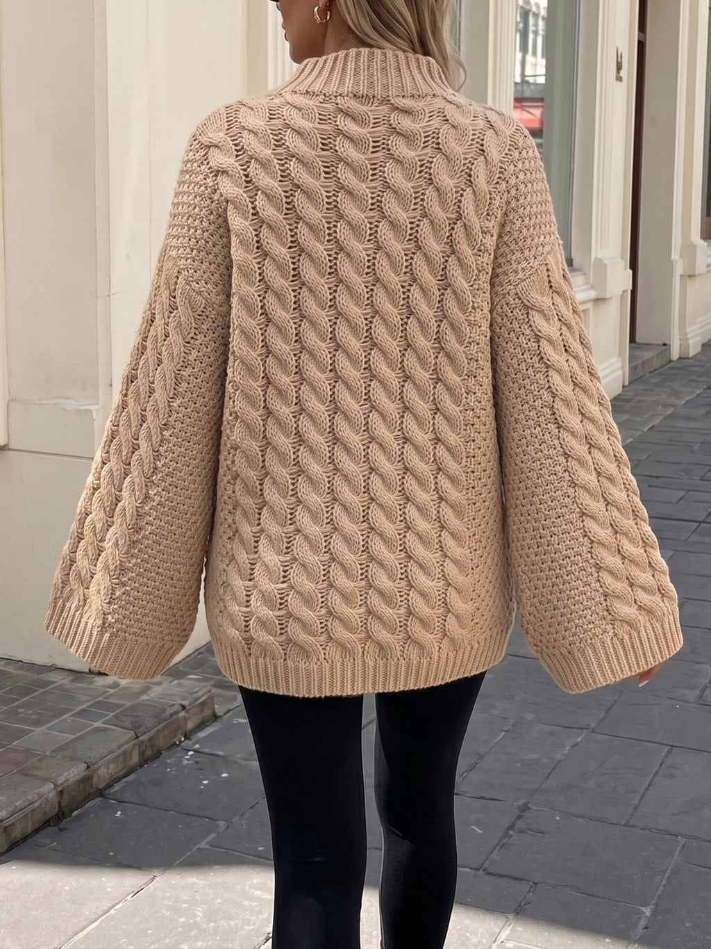 Pullover Damen mit hohem Kragen und weitem Schnitt | A&B - 14 - Annoboutique
