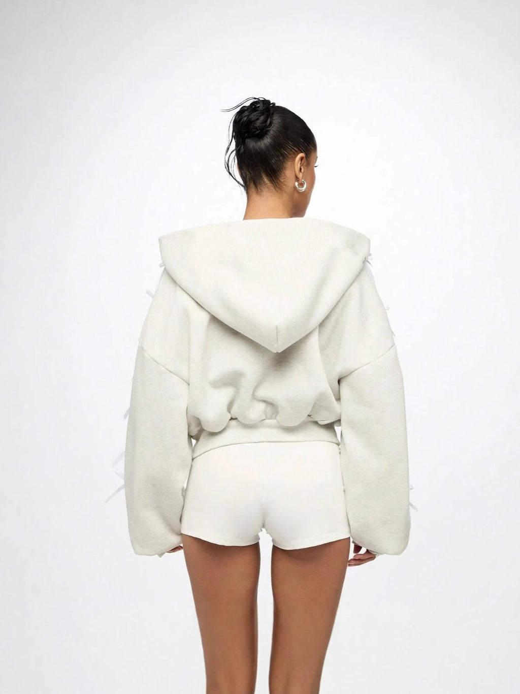 Hoodie Damen mit Kapuze und lässigem Schnitt | A&B - 5 - Annoboutique