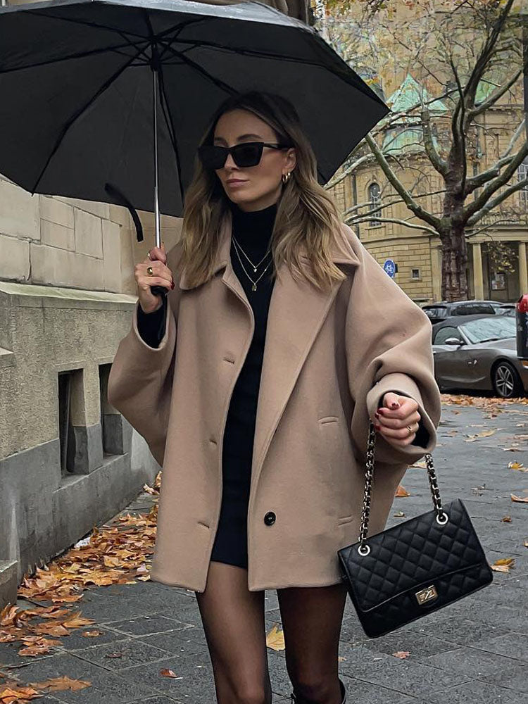Damenjacke im Oversized-Schnitt mit breitem Revers und Knopfverschluss | A&B - 3 - Annoboutique