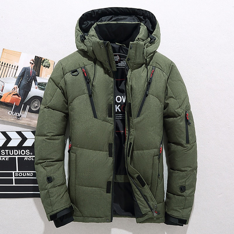 Sportliche Herrenjacke mit abnehmbarer Kapuze und praktischen Taschen | A&B - 6 - Annoboutique