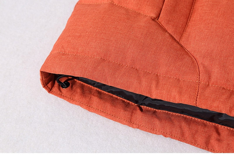 Sportliche Herrenjacke mit abnehmbarer Kapuze und praktischen Taschen | A&B - 10 - Annoboutique