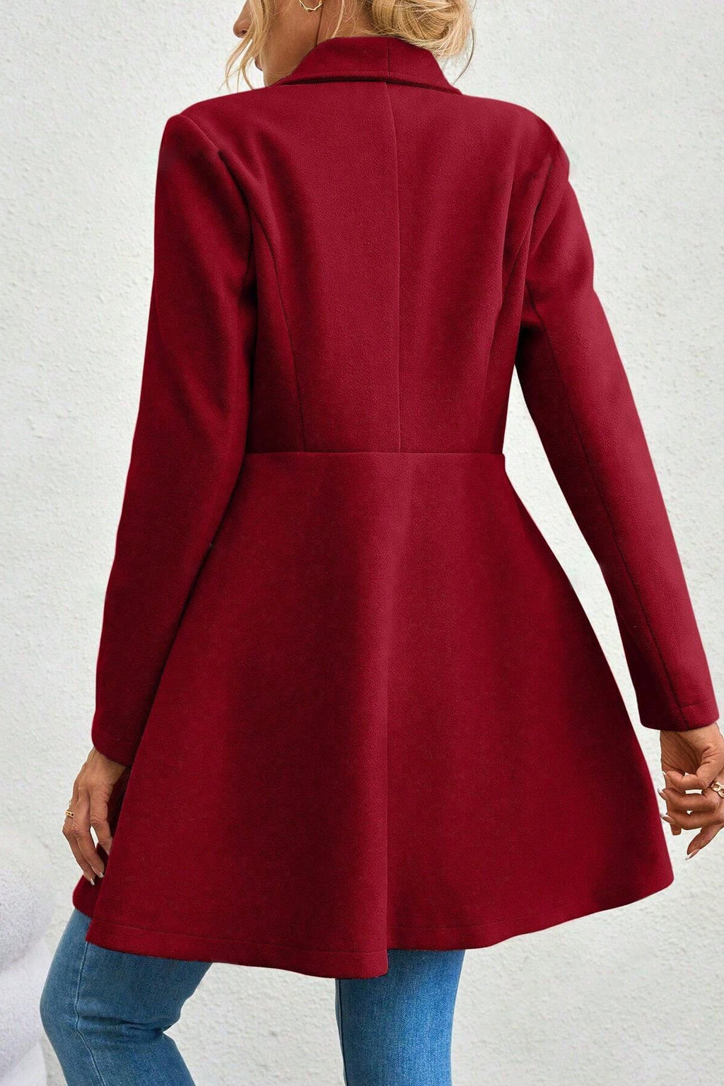 Damenjacke mit offenem Kragen und figurbetonter Silhouette | A&B - 12 - Annoboutique