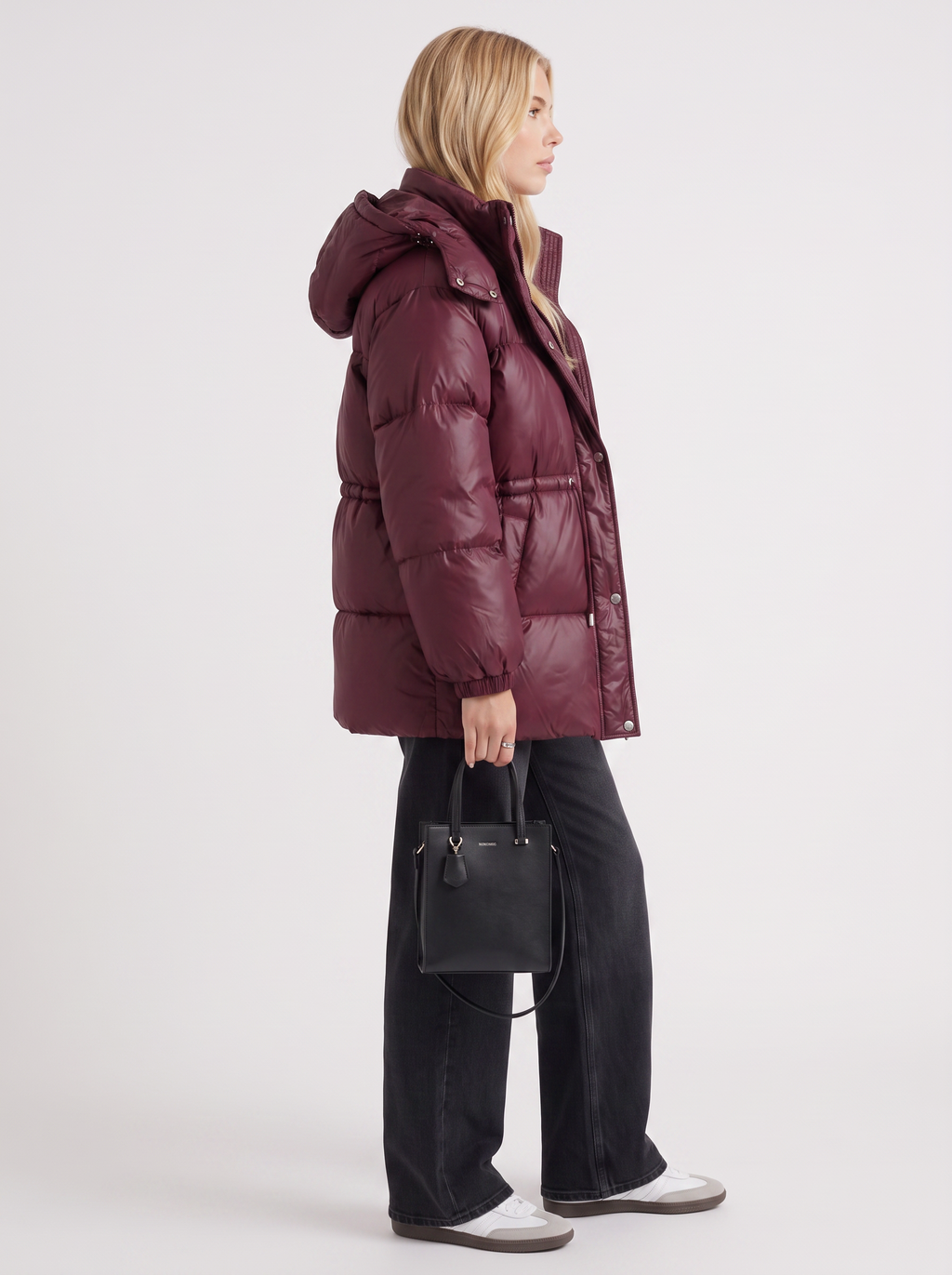 Damenjacke mit Kapuze und taillierter Passform | A&B - 10 - Annoboutique