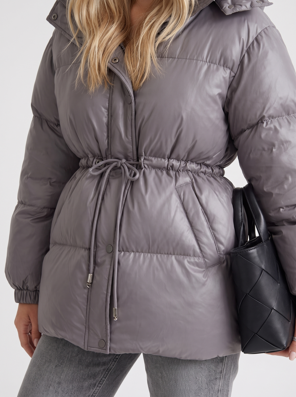 Damenjacke mit Kapuze und taillierter Passform | A&B - 18 - Annoboutique